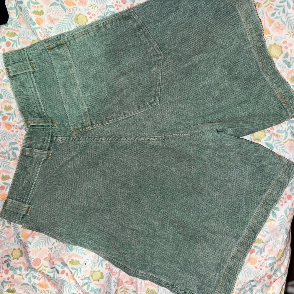Women’s High-Rise Washed Green Corduroy Shorts